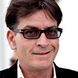 Charlie Sheen: ”Veré mi entierro ficticio en casa”